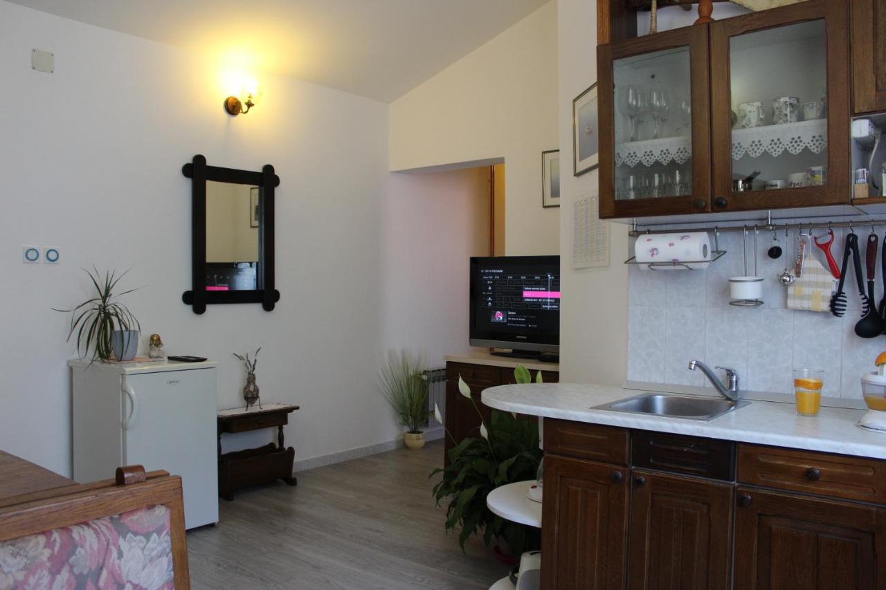 Benten * Drvenik (Split-Dalmatia)